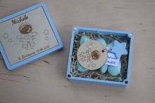 Carica l'immagine nel visualizzatore di Gallery, SCATOLINE BATTESIMO TEMA ASTRONAUTA