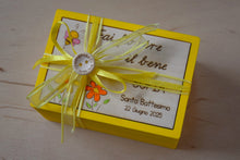 Carica l'immagine nel visualizzatore di Gallery, BOMBONIERE BATTESIMO CON SEMI PER API