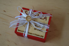 Carica l'immagine nel visualizzatore di Gallery, BOMBONIERE CRESIMA CON DONI SPIRITO SANTO E PORTACHIAVI