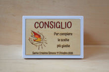 Carica l&#39;immagine nel visualizzatore di Gallery, BOMBONIERE CRESIMA CON DONI SPIRITO SANTO
