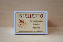 Carica l&#39;immagine nel visualizzatore di Gallery, BOMBONIERE CRESIMA CON DONI SPIRITO SANTO

