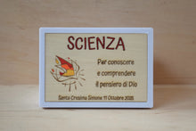 Carica l&#39;immagine nel visualizzatore di Gallery, BOMBONIERE CRESIMA CON DONI SPIRITO SANTO
